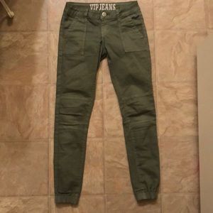VIP JEANS